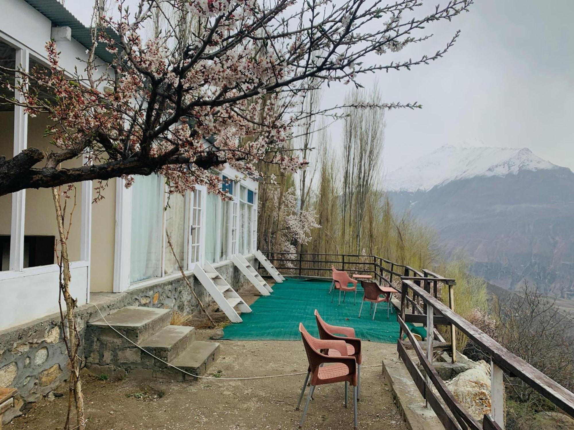 Venus Mountain Resort, Hunza Karimabad  Экстерьер фото